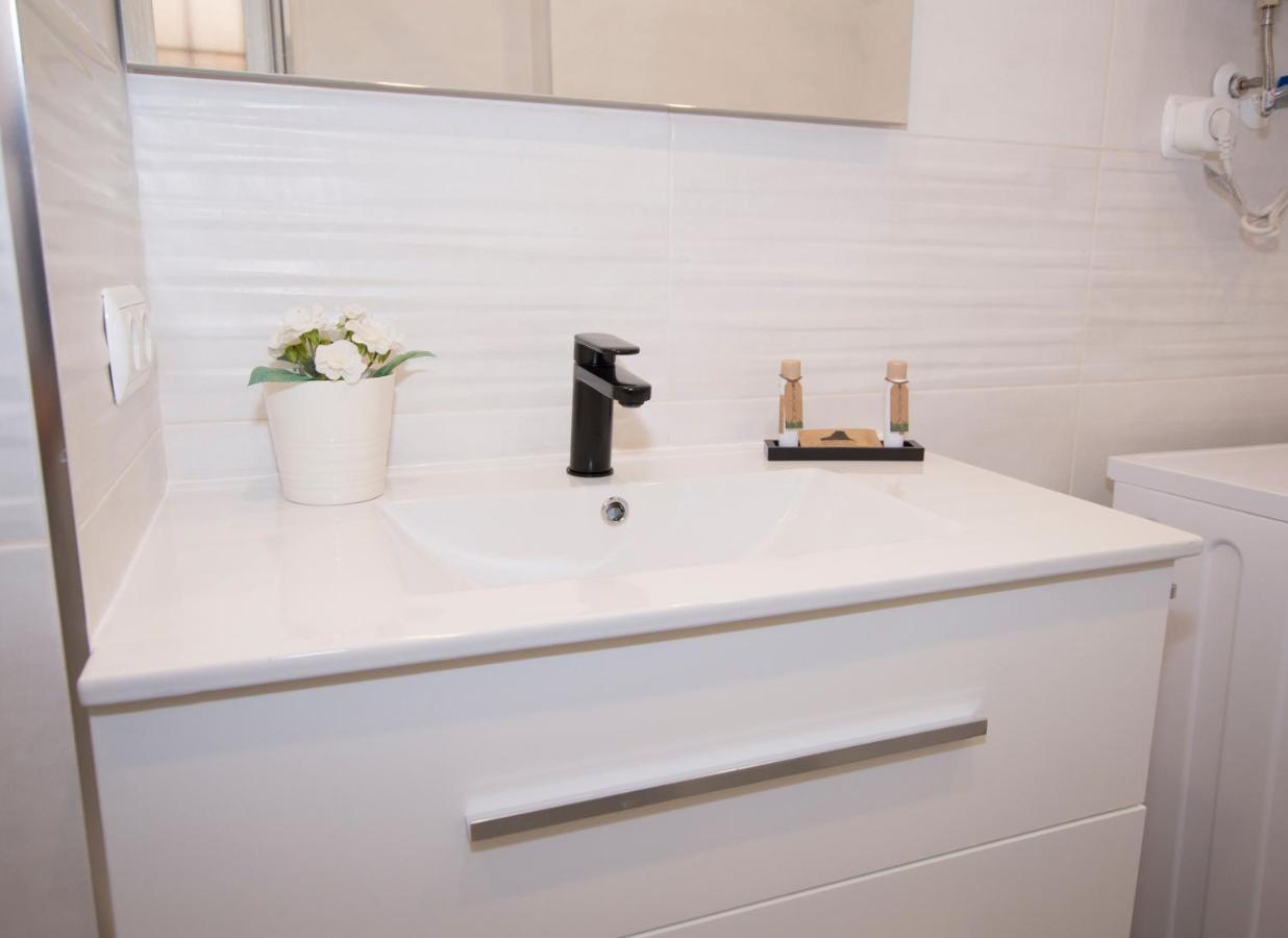 Cosy Apartment Close To Sea, Wifi, Air Cond Calpe Esterno foto